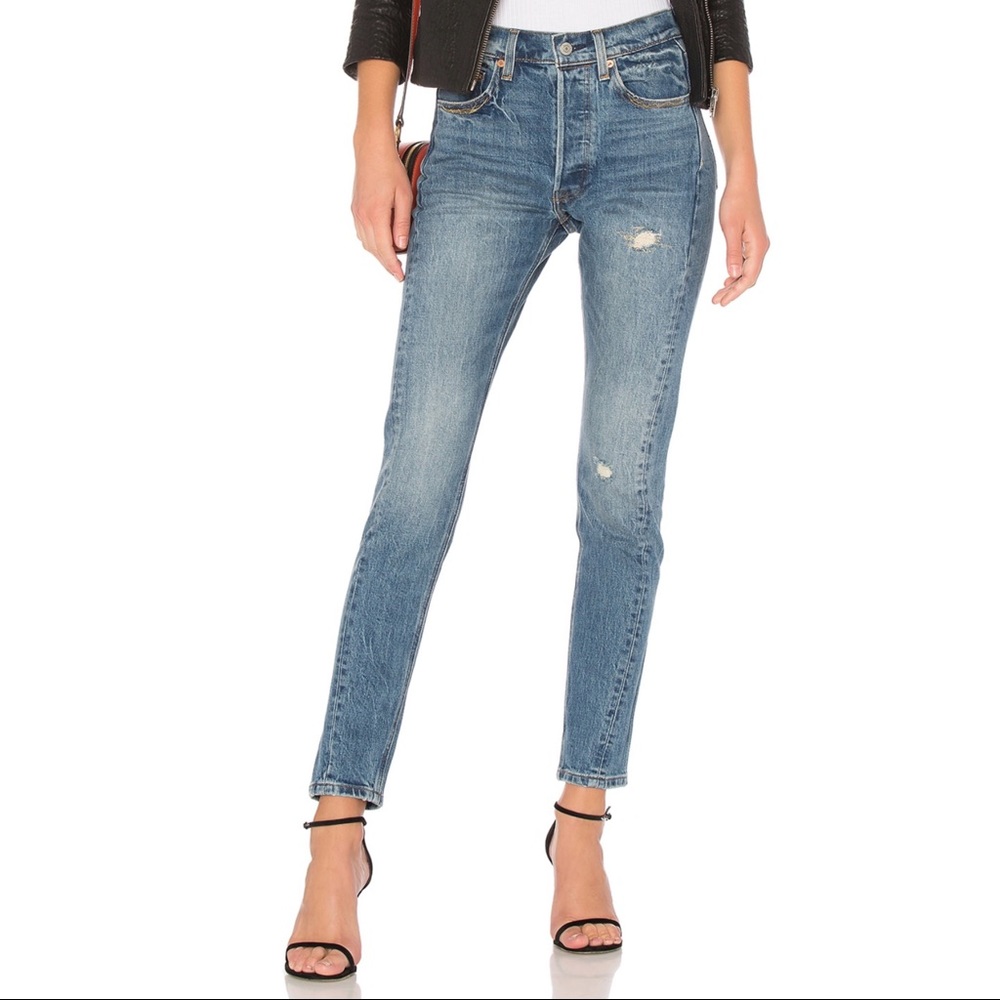 Levi’s 501 Altered distressed Skinny Jeans 25